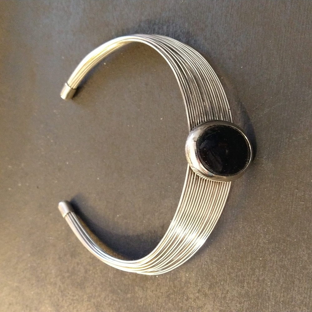 "Silver/Onyx" Necklace